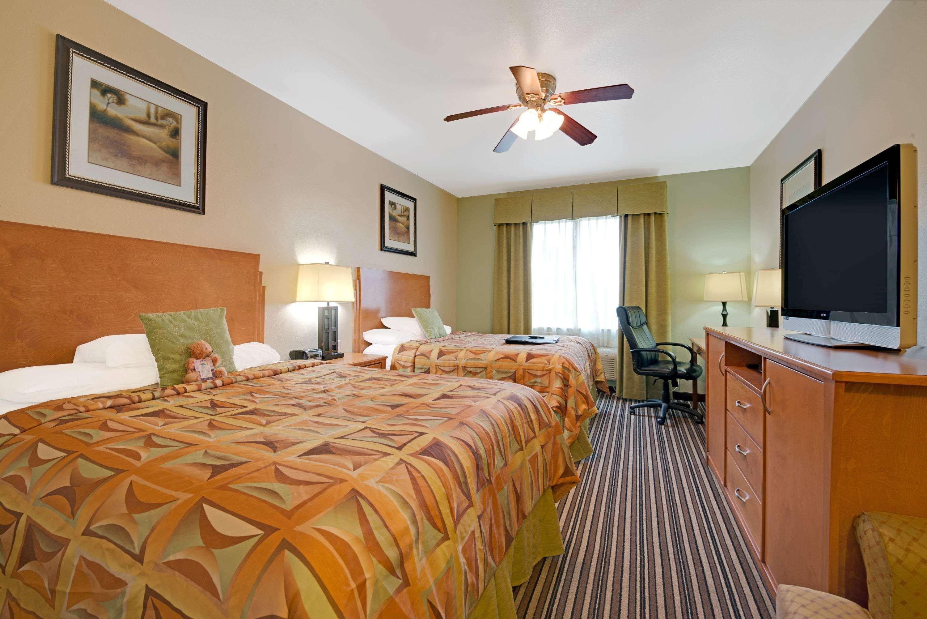 מלון Super 8 By Wyndham Austin/Airport North מראה חיצוני תמונה