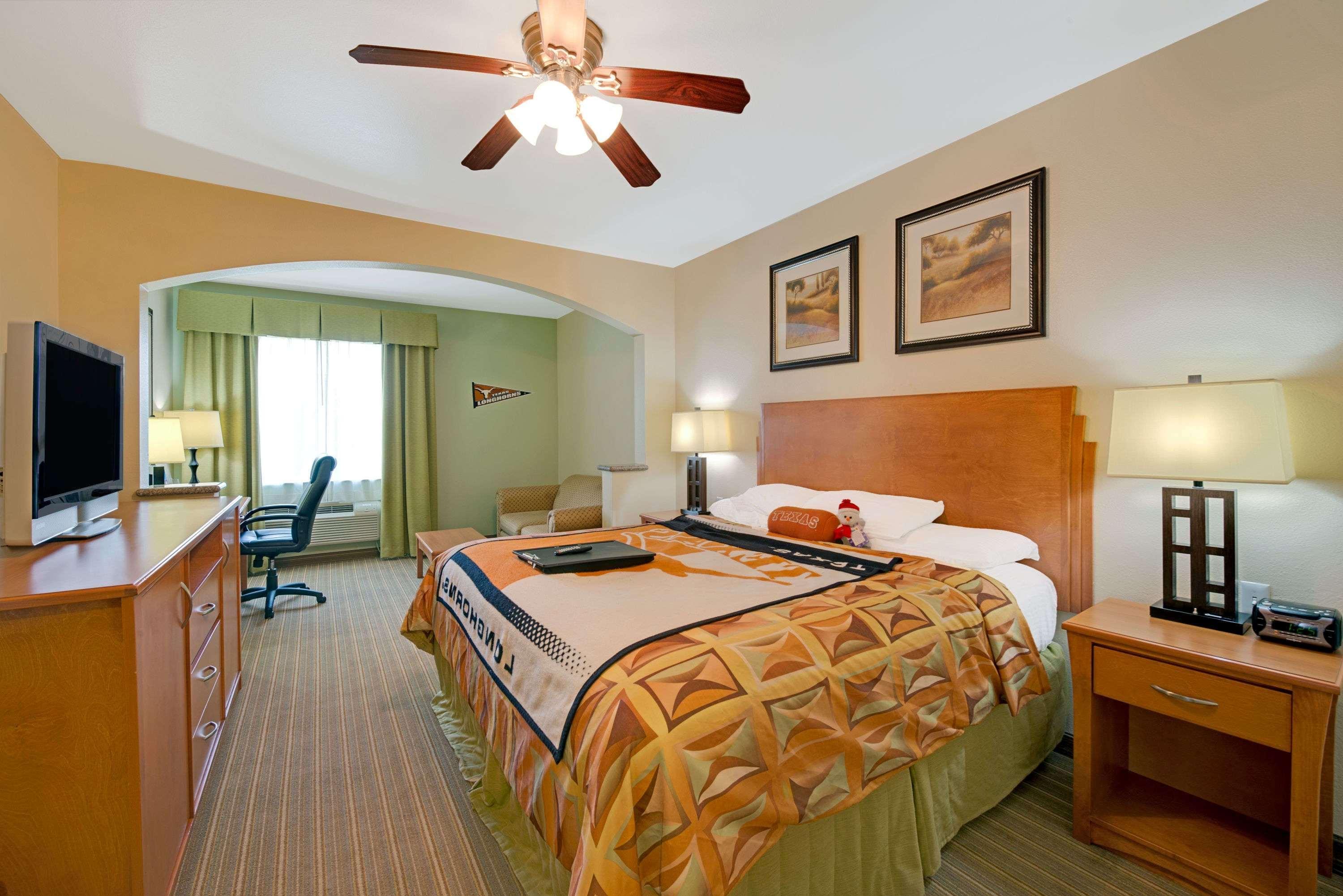 מלון Super 8 By Wyndham Austin/Airport North מראה חיצוני תמונה
