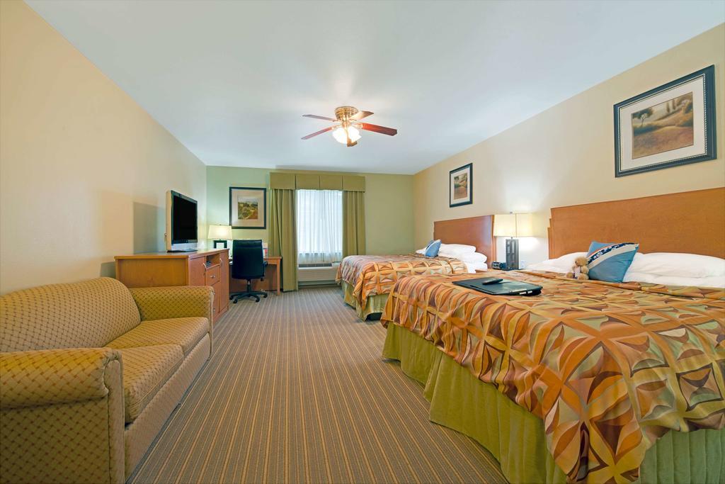 מלון Super 8 By Wyndham Austin/Airport North מראה חיצוני תמונה